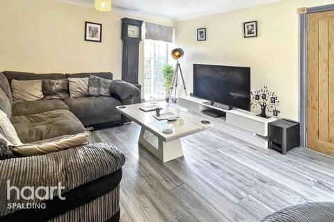 Spalding PE11 4 bed detached house for sale