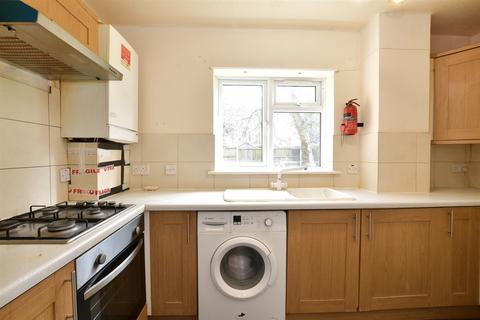Bexley Gardens, Chadwell Heath... 2 bed ground floor flat for sale