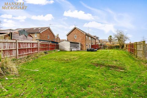 Windmill Avenue, Hassocks, BN6 3 bed semi