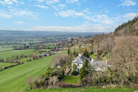 Llanbedr Dyffryn Clwyd, Ruthin... 5 bed detached house for sale