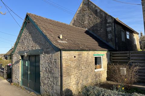 Bradford Road, Melksham, SN12 2 bed cottage for sale