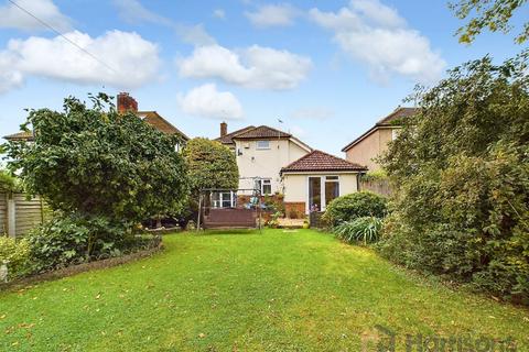 Larkfield Avenue, Sittingbourne... 3 bed detached house for sale