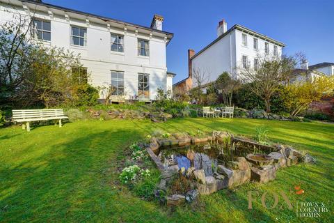 Lansdowne Crescent, Worcester WR3 4 bed property for sale