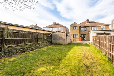 Kentons Lane, Windsor, SL4 3 bed semi