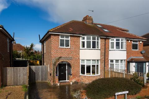The Garlands, York 3 bed semi