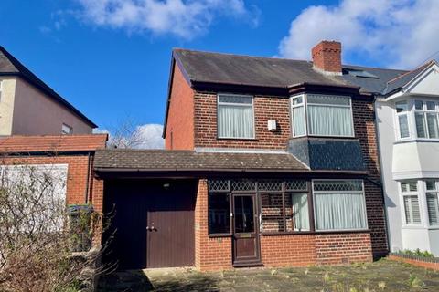 62 Pitcairn Road, Smethwick, B67 5NE 3 bed semi