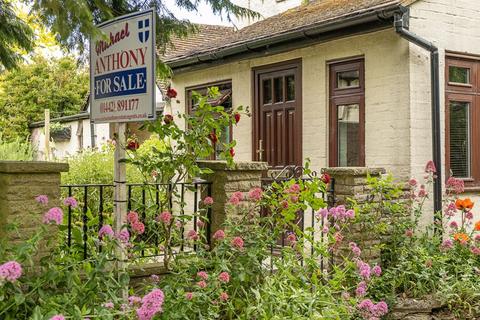 Nup End, Wingrave 4 bed detached house for sale