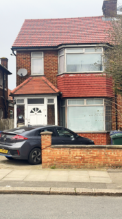 Pennine Drive, London NW2 3 bed block of apartments for sale