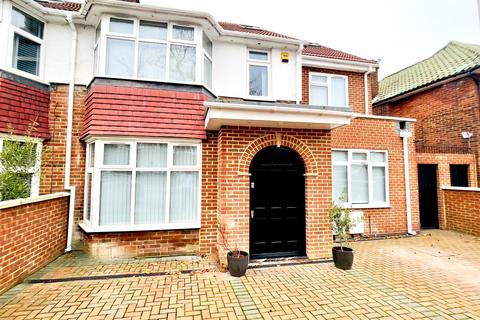 Pennine Drive, London NW2 7 bed semi