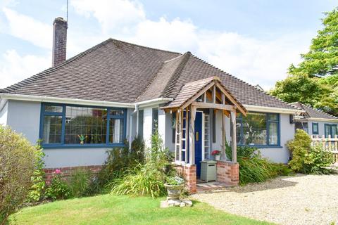 Armstrong Close, Brockenhurst, SO42 3 bed detached house for sale