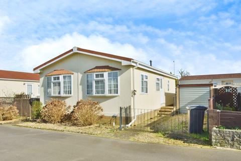 St. Johns Priory, Lechlade... 2 bed detached bungalow for sale