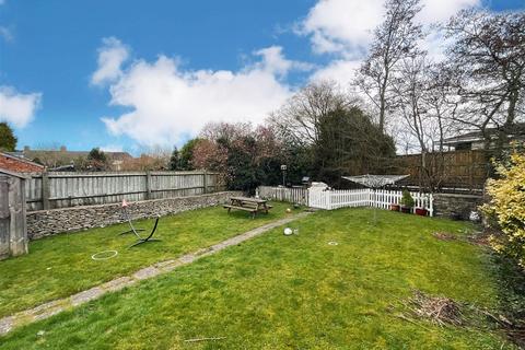 Cirencester 4 bed end of terrace house for sale