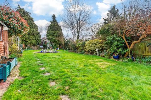 Woodlands Avenue, Sidcup, Kent 2 bed semi
