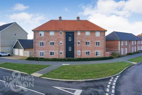 Scott Close, Sprowston, Norwich 2 bed flat for sale