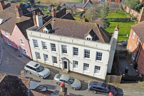 King Street, Halstead CO9 4 bed townhouse for sale