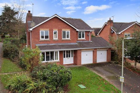 Barnfields, Cleobury Mortimer 4 bed detached house for sale
