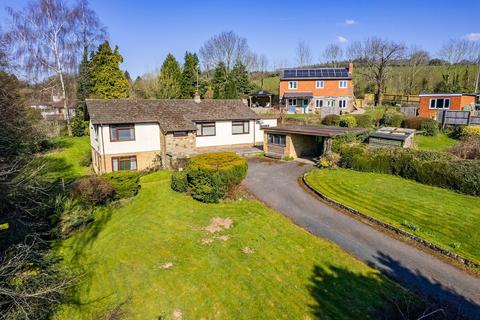 Kingsthorne, Hereford, HR2 3 bed detached bungalow for sale