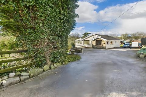 Denny Beck, Lancaster 3 bed detached house for sale