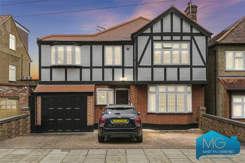 Wynchgate, London, N14 4 bed detached house for sale