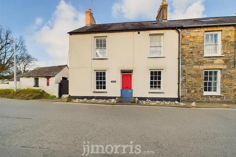 West Field, Parrog, Newport 5 bed semi