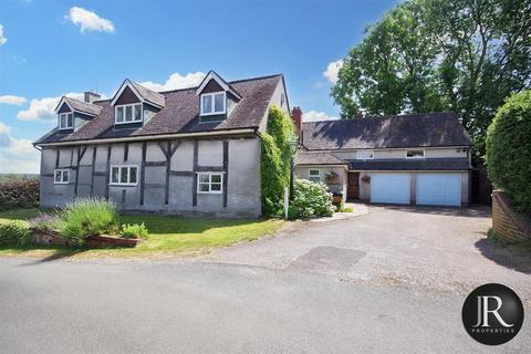 Manor Lane, Newton WS15 5 bed detached house for sale