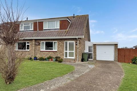 Lincoln Way, Bembridge PO35 2 bed semi