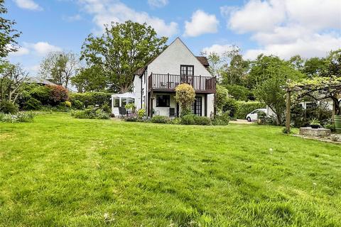 Wateringbury Road, East Malling, Kent 4 bed detached house for sale