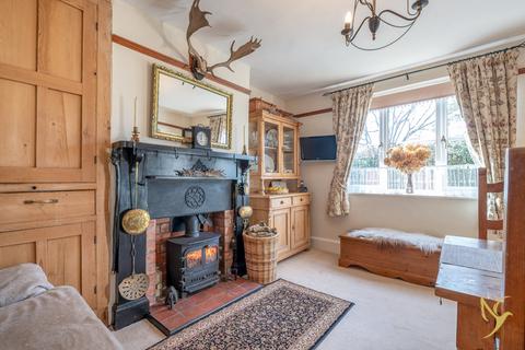 Worcester WR2 4 bed detached house for sale