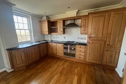 Church Walk, Wilmington, Dartford, Kent 2 bed flat for sale