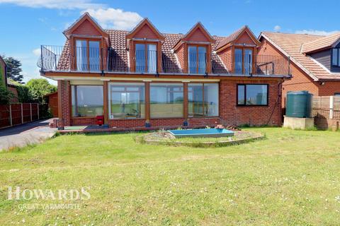 The Esplanade, Scratby 5 bed detached house for sale