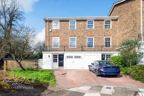 Kenilworth Gardens, London 3 bed end of terrace house for sale