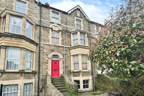Bath Road, Old Town, Swindon, SN1 4AU 8 bed house of multiple occupation for sale