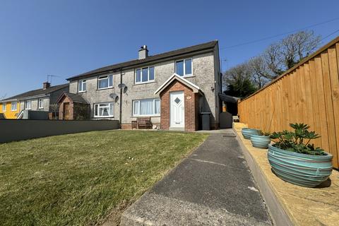 Woodfield Avenue, Kilgetty... 3 bed semi