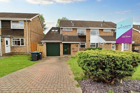 Laburnum Way, Haywards Heath, RH16 4 bed semi