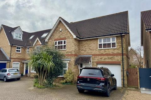 Bramley Way, Kings Hill, ME19 4BD 4 bed detached house for sale