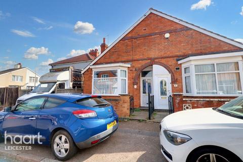 Huntingdon Road, Leicester 4 bed semi