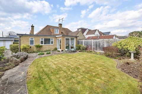 Hawfield Gardens, St. Albans AL2 4 bed semi