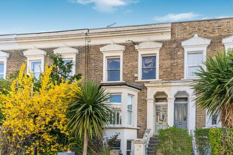 Fenwick Road, London 1 bed apartment for sale