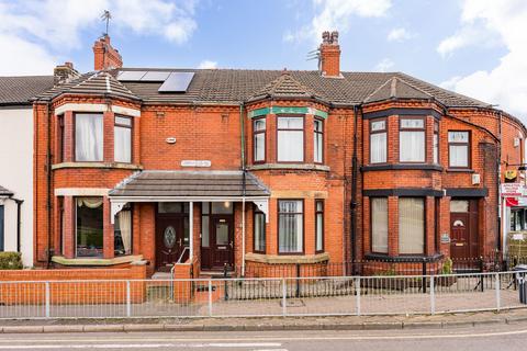 Birchfield Road, Widnes WA8 4 bed terraced house for sale