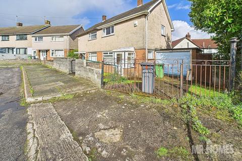 Moore Close, Ely, Cardiff, CF5 4JU 2 bed semi