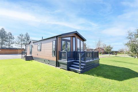 Sutton Road, Thirsk 2 bed park home for sale