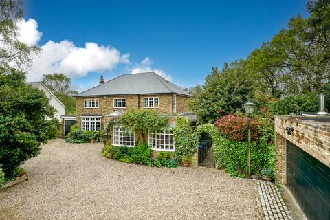 Hemel Hempstead HP3 4 bed detached house for sale