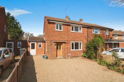 Cavan Drive, St Albans, AL3 3 bed semi
