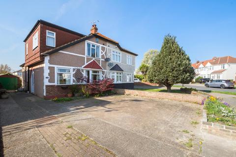 Burnt Oak Lane, Sidcup, DA15 3 bed chalet for sale
