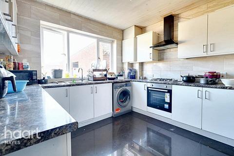 Warley Avenue, Hayes 4 bed semi