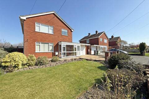 The Common, Bomere Heath, Shrewsbury 3 bed detached house for sale