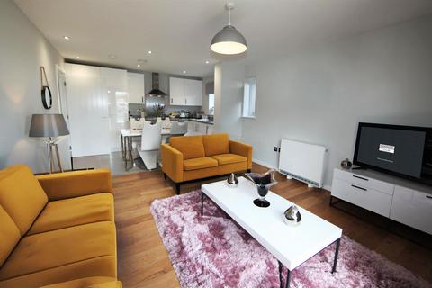 Vernon Court, Sutton Road... 1 bed flat for sale