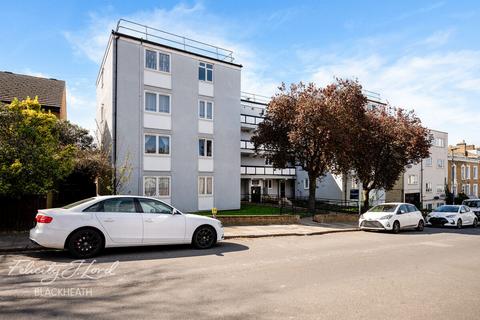 Woodhill, London 2 bed apartment for sale