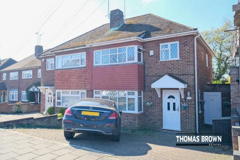 Lockesley Drive, Orpington 3 bed semi