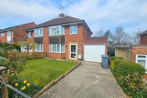 The Crescent, Tilsdown, Dursley 3 bed semi